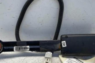 Attache ceinture avant gauche HYUNDAI I 10 2 Photo n°1