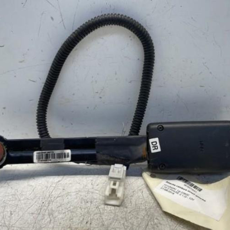Attache ceinture avant gauche HYUNDAI I 10 2