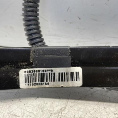 Attache ceinture avant gauche HYUNDAI I 10 2