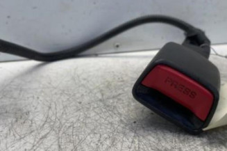 Attache ceinture avant gauche HYUNDAI I 10 2 Photo n°4