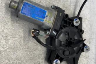 Leve vitre electrique avant droit HYUNDAI I 10 2