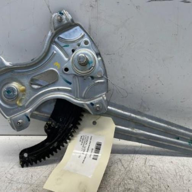 Leve vitre mecanique arriere droit HYUNDAI I 10 2