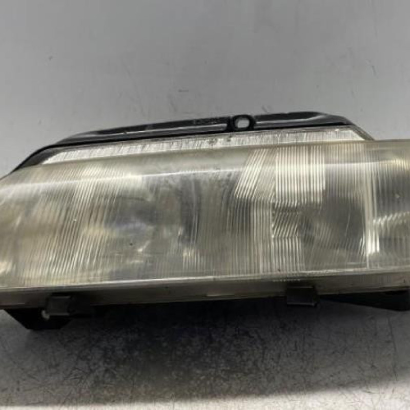 Optique avant principal gauche (feux)(phare) PEUGEOT 605