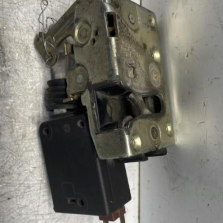 Serrure avant droit CITROEN SAXO