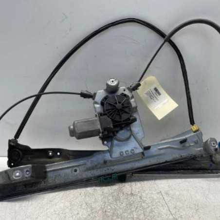 Leve vitre electrique avant gauche RENAULT CLIO 3 Photo n°1