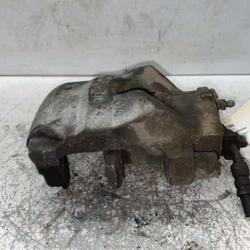 Etrier avant gauche (freinage) OPEL ASTRA K