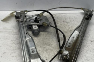 Leve vitre electrique avant gauche RENAULT CLIO 3 Photo n°1