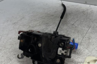 Serrure avant gauche SKODA FABIA 2