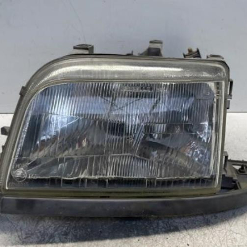 Optique avant principal gauche (feux)(phare) RENAULT CLIO 1