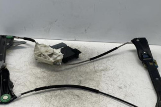 Leve vitre electrique avant droit VOLKSWAGEN PASSAT 5 Photo n°1