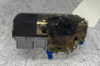 Serrure avant droit CITROEN BERLINGO 1