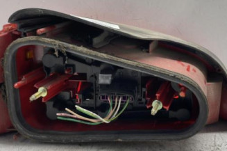 Feu arriere principal droit (feux) PEUGEOT 106