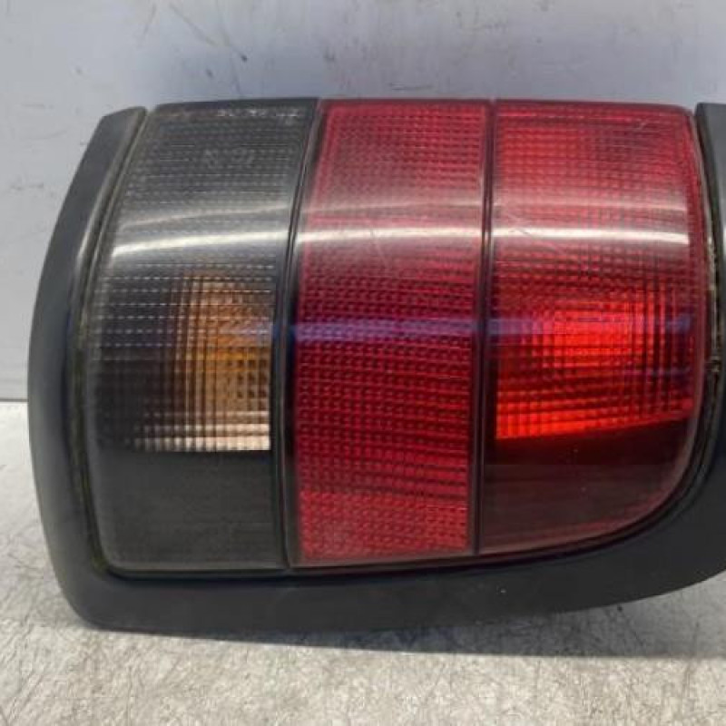 Feu arriere principal droit (feux) PEUGEOT 806 Feu arriere principal droit (feux) PEUGEOT 806