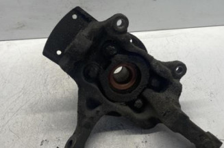 Moyeu avant droit RENAULT TRAFIC 3 COURT