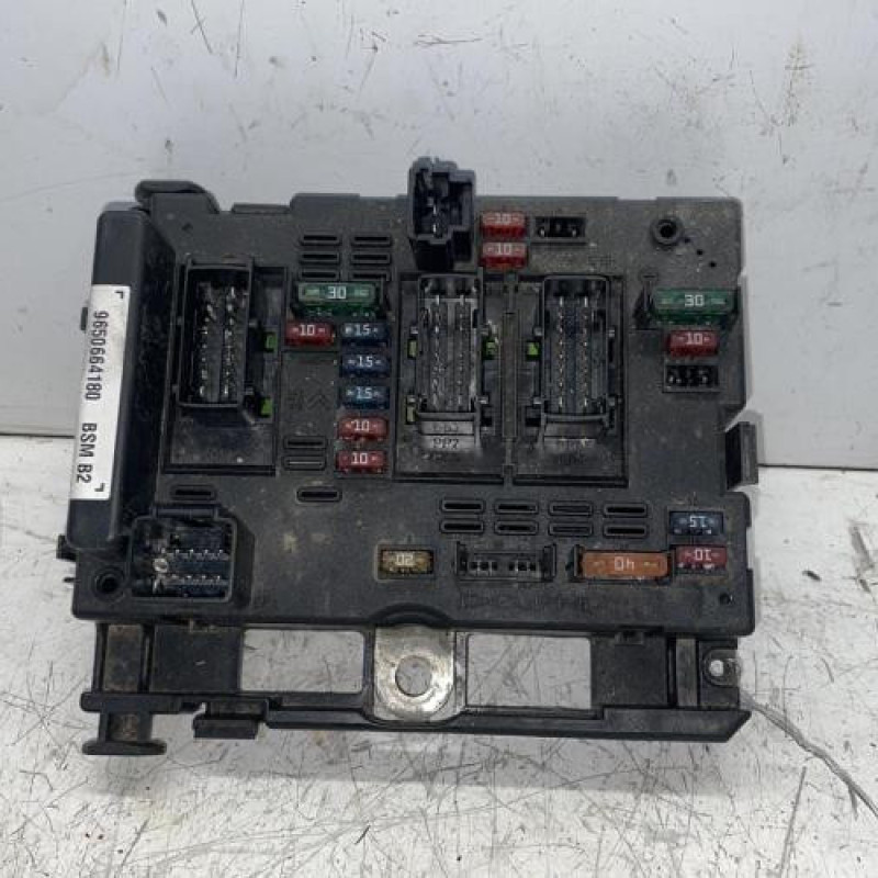 Boitier servitude moteur (BSM) PEUGEOT 307