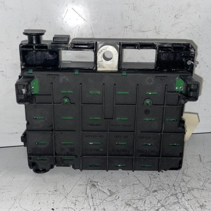 Boitier servitude moteur (BSM) PEUGEOT 206 Boitier servitude moteur (BSM) PEUGEOT 206