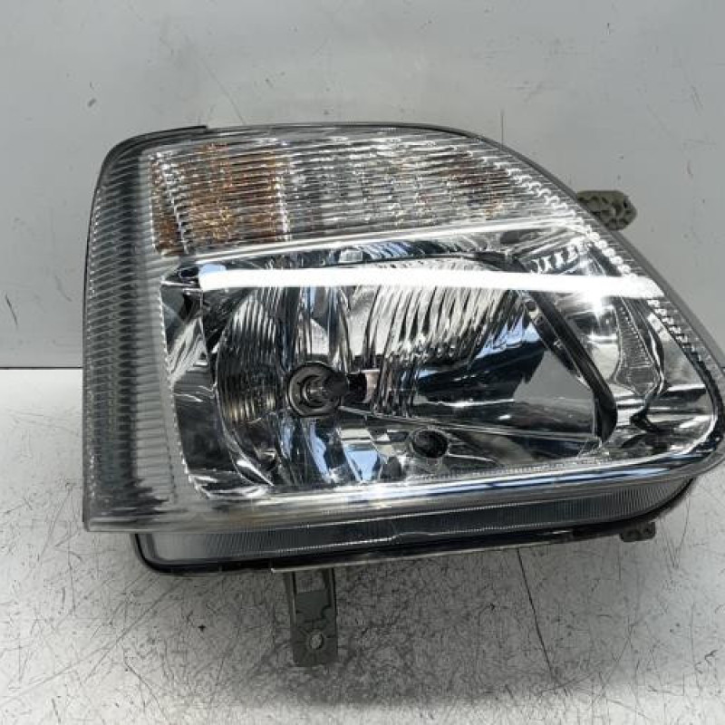 Optique avant principal droit (feux)(phare) OPEL AGILA A