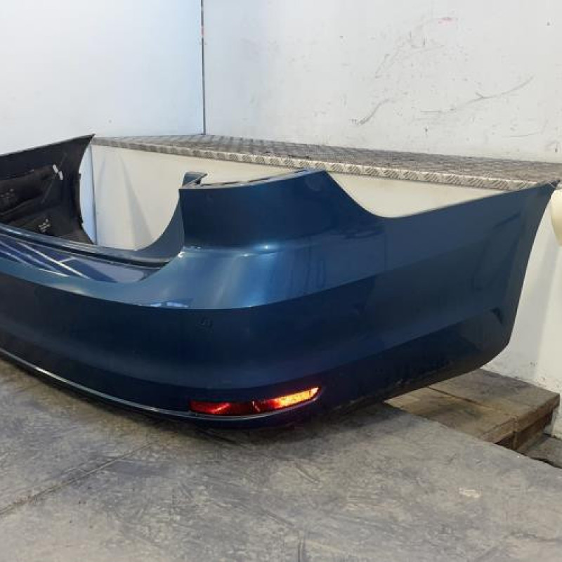 Pare choc arriere VOLKSWAGEN JETTA 5 Pare choc arriere VOLKSWAGEN JETTA 5