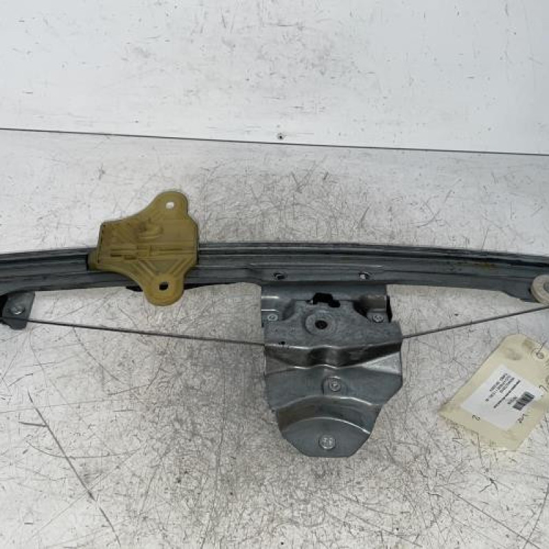 Interrupteur de leve vitre avant droit RENAULT CLIO 4