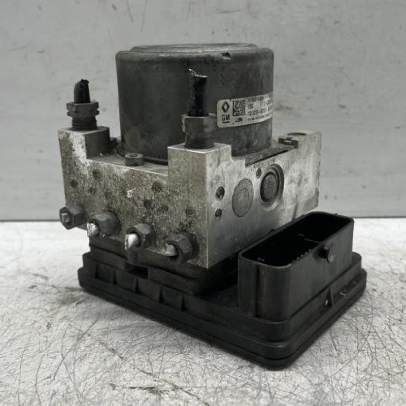 Bloc ABS (freins anti-blocage) RENAULT TRAFIC 3 COURT