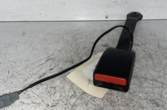 Attache ceinture avant gauche RENAULT CLIO 4 Photo n°3