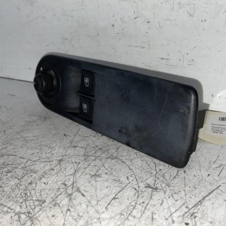 Interrupteur de leve vitre avant gauche RENAULT CLIO 4