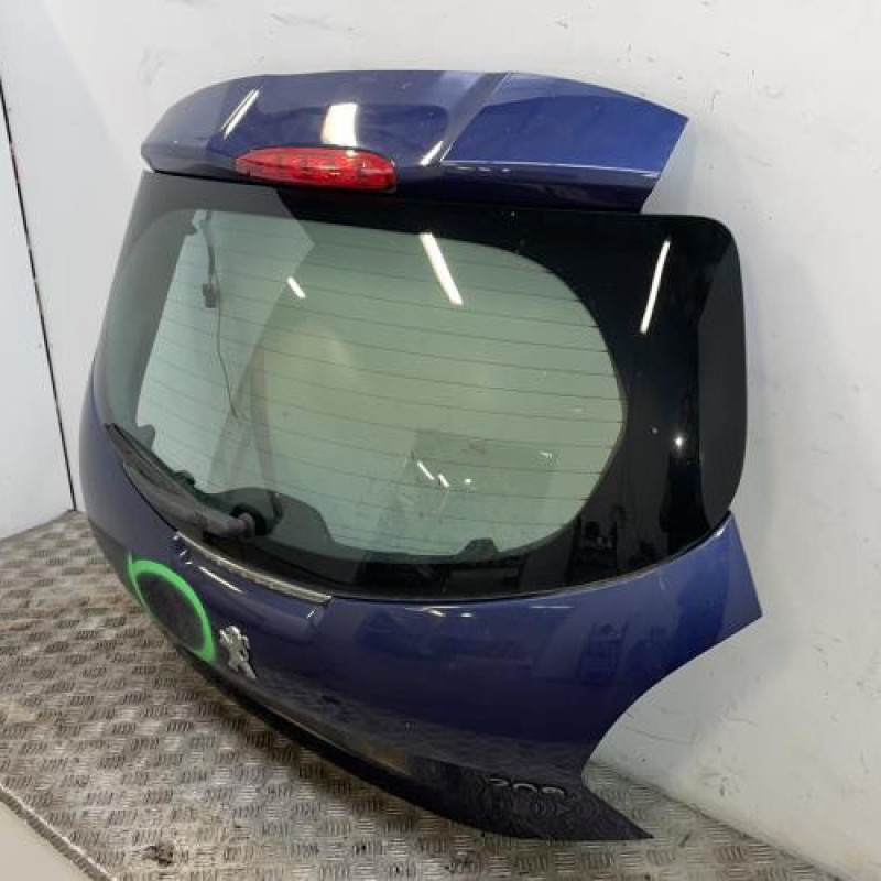 Malle/Hayon arriere PEUGEOT 208 1