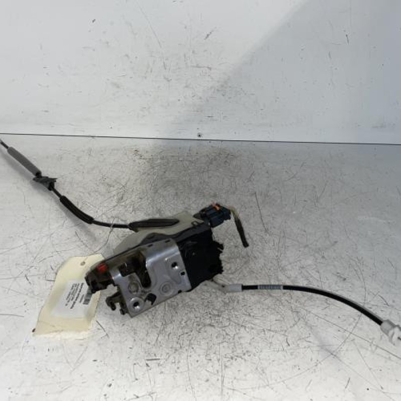 Serrure arriere gauche PEUGEOT 208 1 Serrure arriere gauche PEUGEOT 208 1