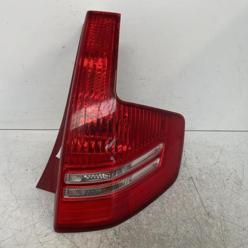 Feu arriere principal droit (feux) CITROEN C4 1 Feu arriere principal droit (feux) CITROEN C4 1