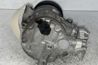Compresseur clim VOLKSWAGEN TIGUAN 1 Photo n°4