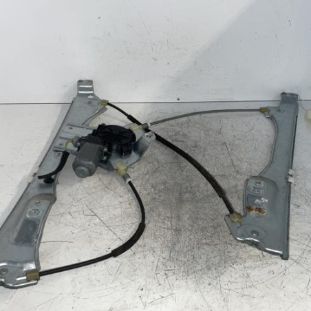 Leve vitre electrique avant droit RENAULT CLIO 3 Photo n°1