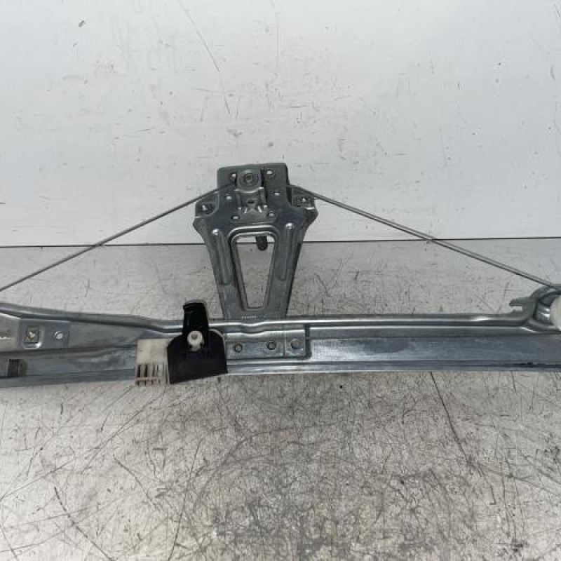 Leve vitre mecanique arriere gauche RENAULT CLIO 3