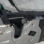 Serrure avant droit OPEL ZAFIRA B