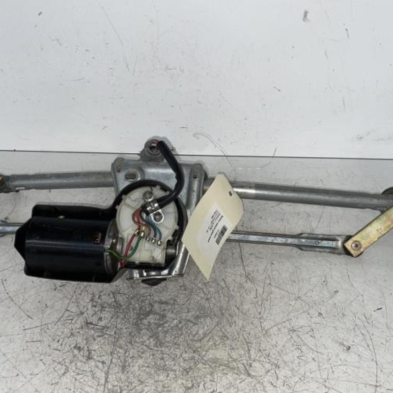 Moteur essuie glace avant RENAULT CLIO 2