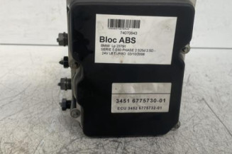 Bloc ABS (freins anti-blocage) BMW SERIE 5 E60 Photo n°1
