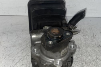 Pompe de direction BMW SERIE 5 E60 Photo n°5