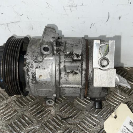 Compresseur clim OPEL CORSA D Photo n°1