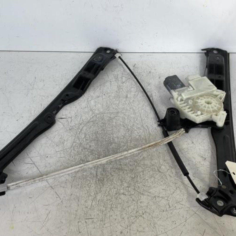 Leve vitre electrique avant droit PEUGEOT 308 2