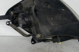 Optique avant principal droit (feux)(phare) FORD FIESTA 5