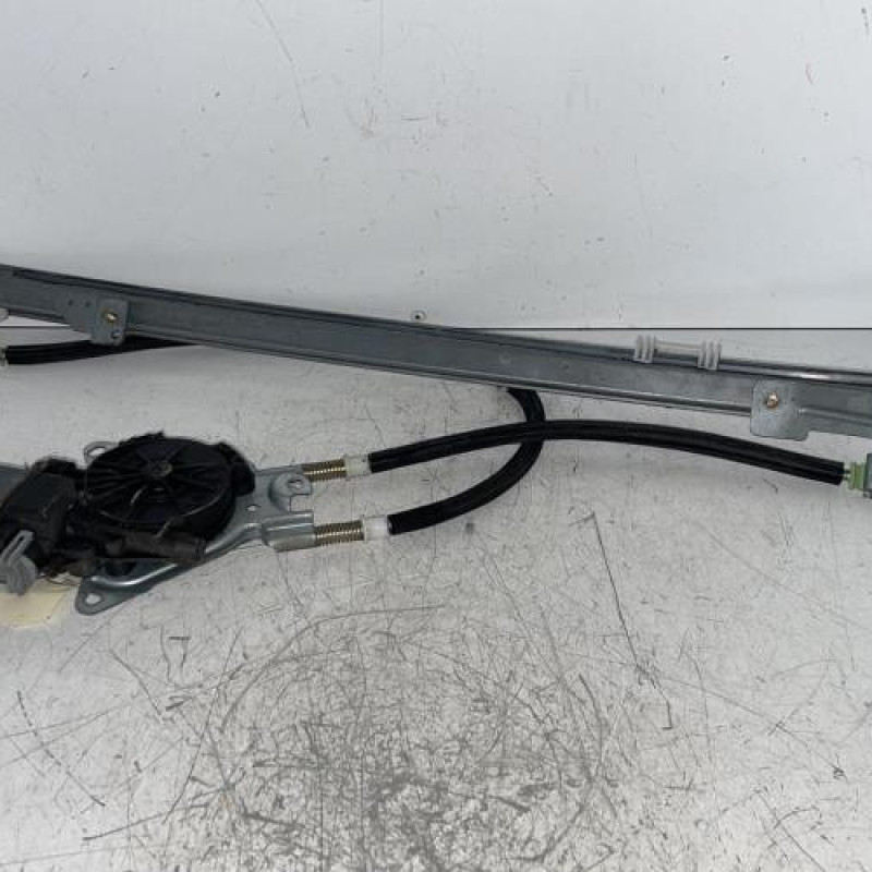 Leve vitre electrique avant droit FIAT SCUDO 1