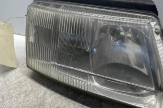 Optique avant principal droit (feux)(phare) VOLKSWAGEN PASSAT 4