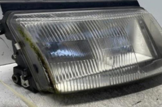 Optique avant principal droit (feux)(phare) VOLKSWAGEN PASSAT 4 Photo n°3