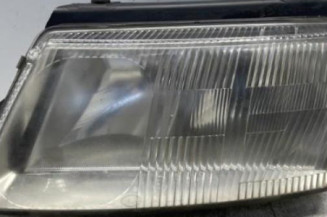 Optique avant principal gauche (feux)(phare) VOLKSWAGEN PASSAT 4 Photo n°1