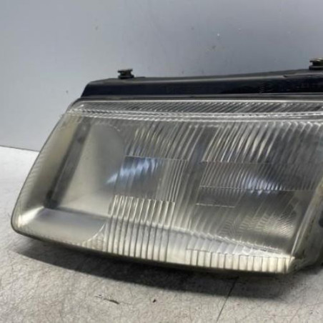 Optique avant principal gauche (feux)(phare) VOLKSWAGEN PASSAT 4