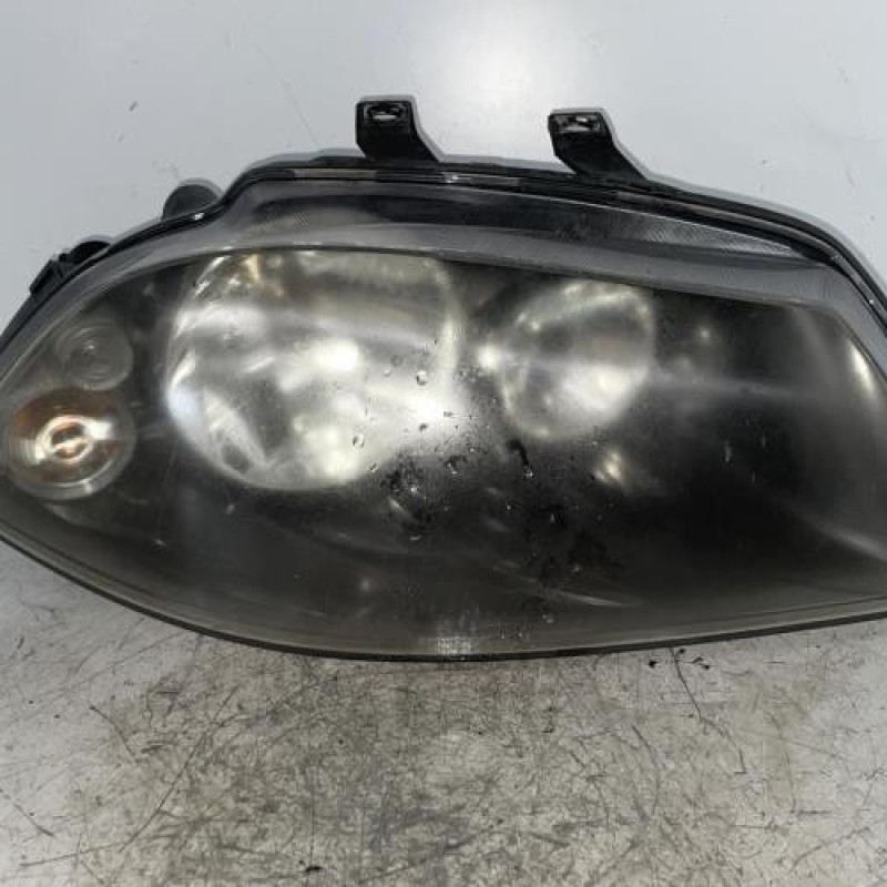 Optique avant principal droit (feux)(phare) SEAT CORDOBA 2