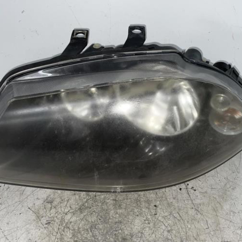 Optique avant principal gauche (feux)(phare) SEAT CORDOBA 2