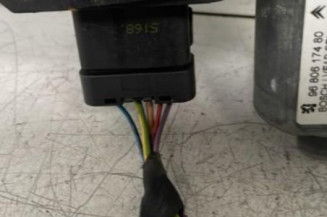 Leve vitre electrique arriere droit PEUGEOT 308 1 SW
