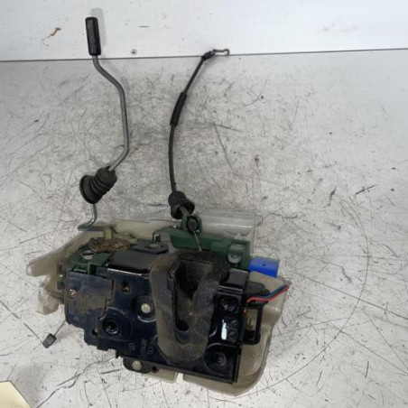 Serrure avant gauche VOLKSWAGEN POLO 4