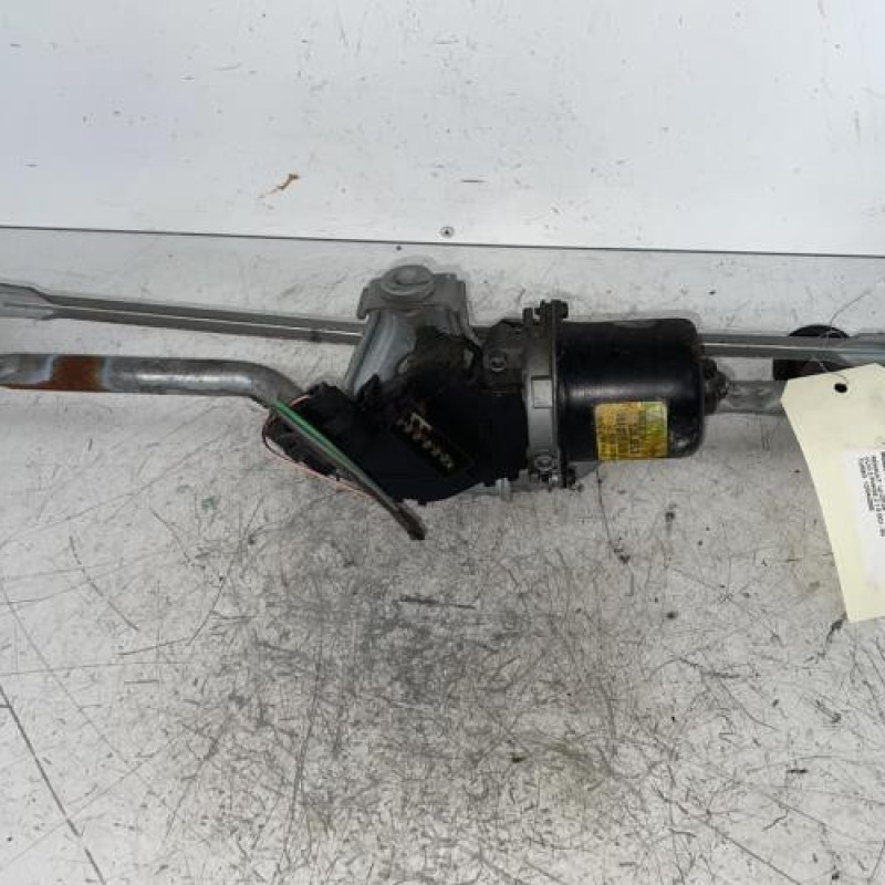 Moteur essuie glace avant RENAULT CLIO 2 Moteur essuie glace avant RENAULT CLIO 2
