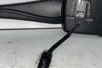 Attache ceinture avant gauche AUDI A4 3 Photo n°4